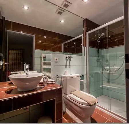 فندق Gutshof Wellenbad