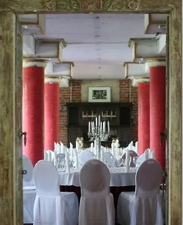 Gutshof Wellenbad 3*